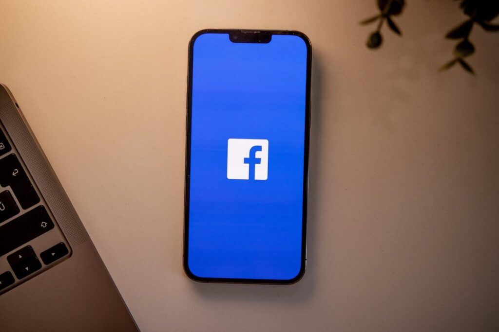 Outils Mobiles,Outils Mobiles de Gestion,Outils Mobiles pour Gérer Vos Revenus,Gestion Financière,Comparatif des Applications Mobiles de Gestion Financière,Stratégies pour Optimiser l'Utilisation des Outils Mobiles Outils Mobiles