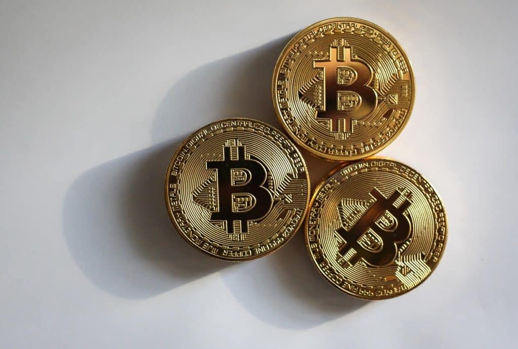 Investir,Investir Malin,Investir en bourse,Investir en crypto-monnaies,Investir en immobilier Investir Malin : Bourse, Crypto et Immobilier